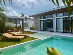 Golden Palm Pool Villa near Fishermans Village